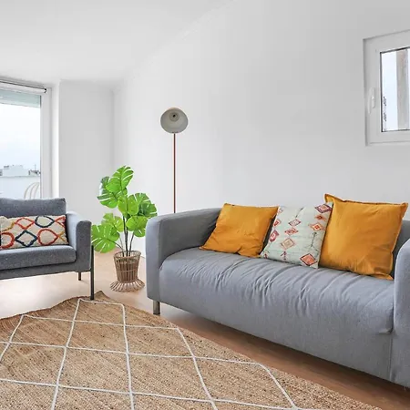 One Bedroom In With River View! Apartment Almada