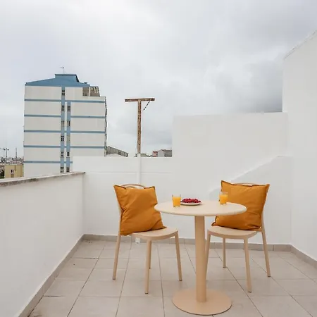 One Bedroom In With River View!